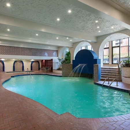 Aksarben Suites Trademark Collection By Wyndham Omaha Esterno foto