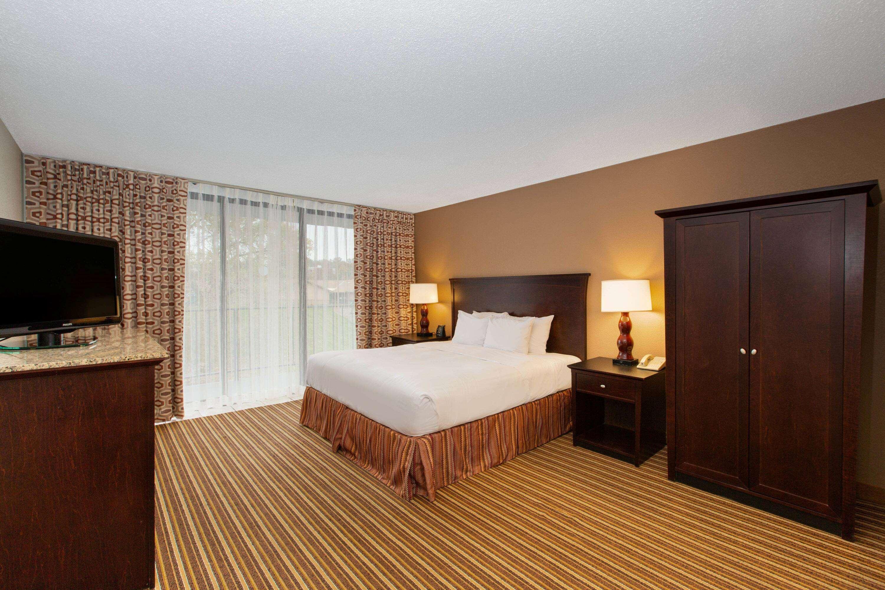 Aksarben Suites Trademark Collection By Wyndham Omaha Esterno foto