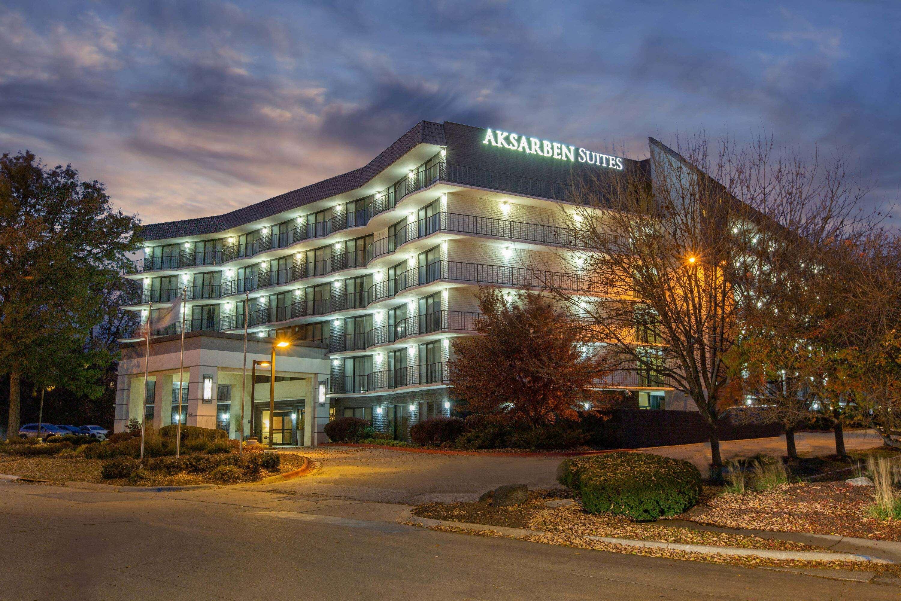 Aksarben Suites Trademark Collection By Wyndham Omaha Esterno foto
