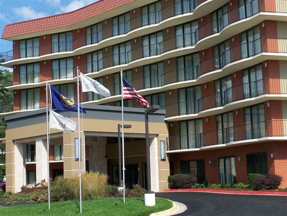 Aksarben Suites Trademark Collection By Wyndham Omaha Esterno foto