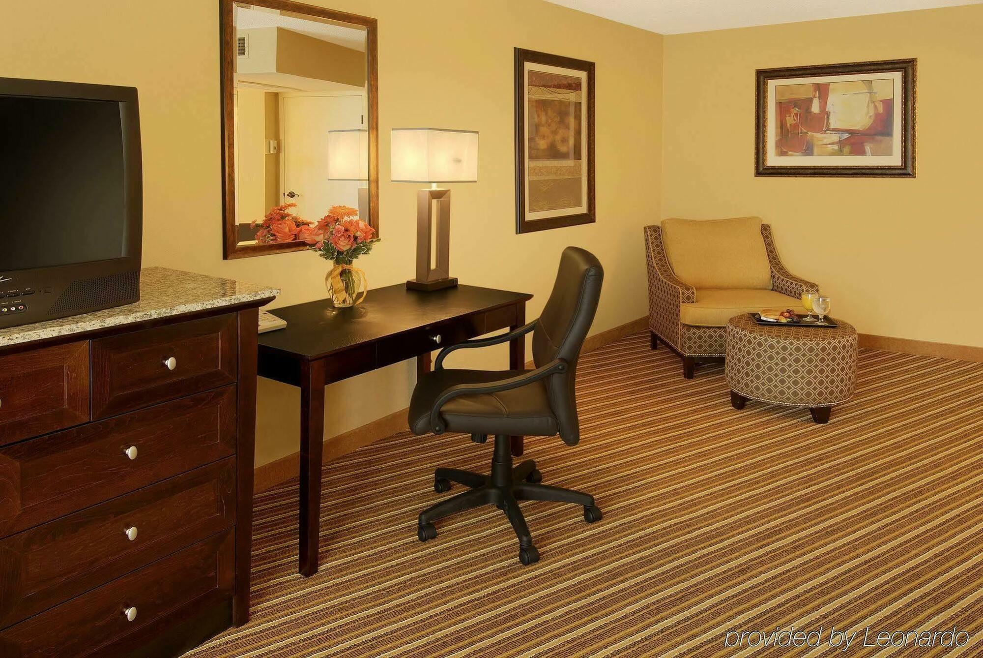 Aksarben Suites Trademark Collection By Wyndham Omaha Camera foto